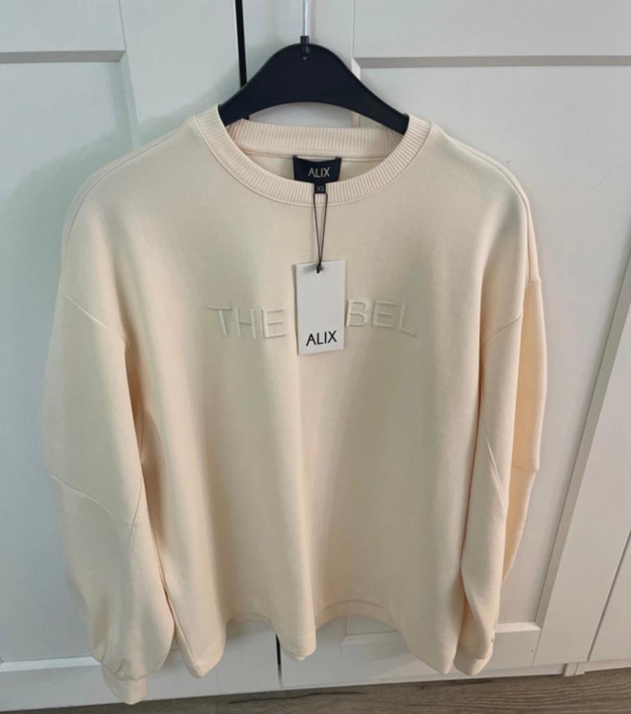 Alix the Label trui met ballonmouw XS nieuw €119,90, Ophalen of Verzenden, Nieuw, Maat 34 (XS) of kleiner