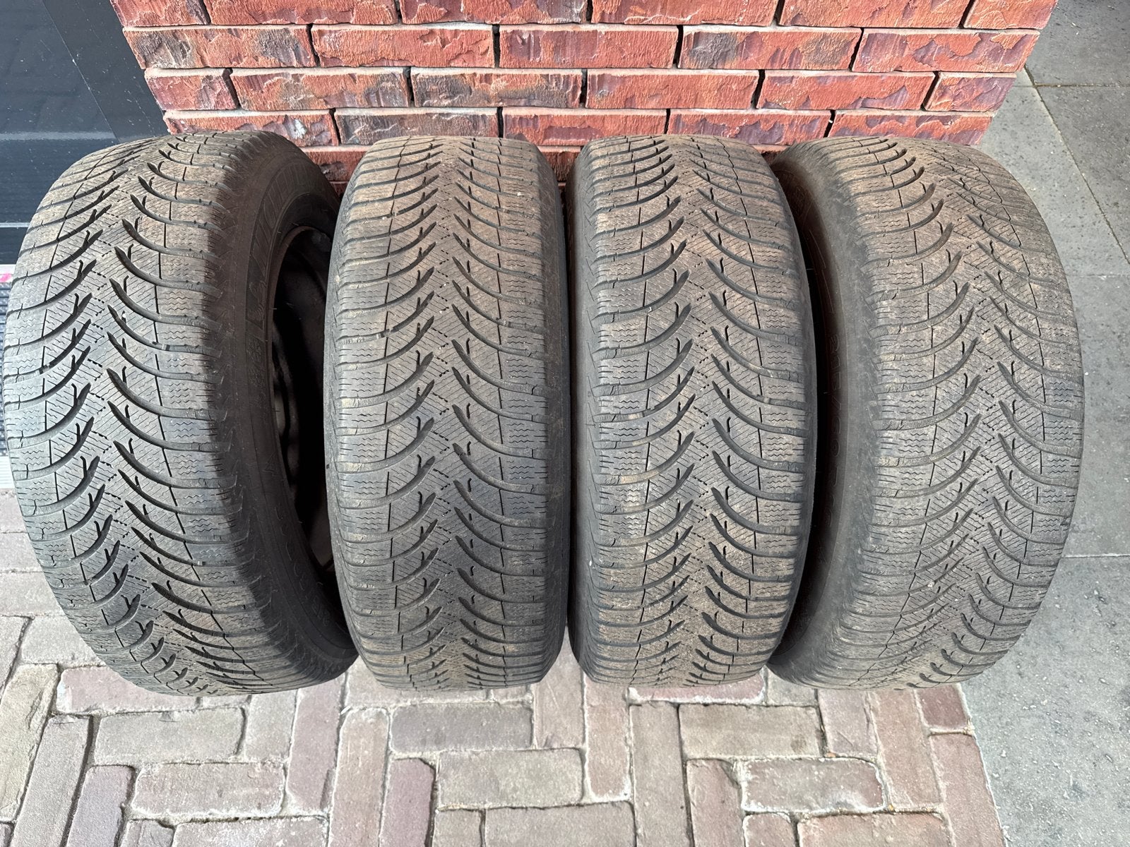 Michelin Alpin A4 Winterbanden op stalen velgen 215/60R16, Ophalen, 16 inch, Banden en Velgen, Winterbanden