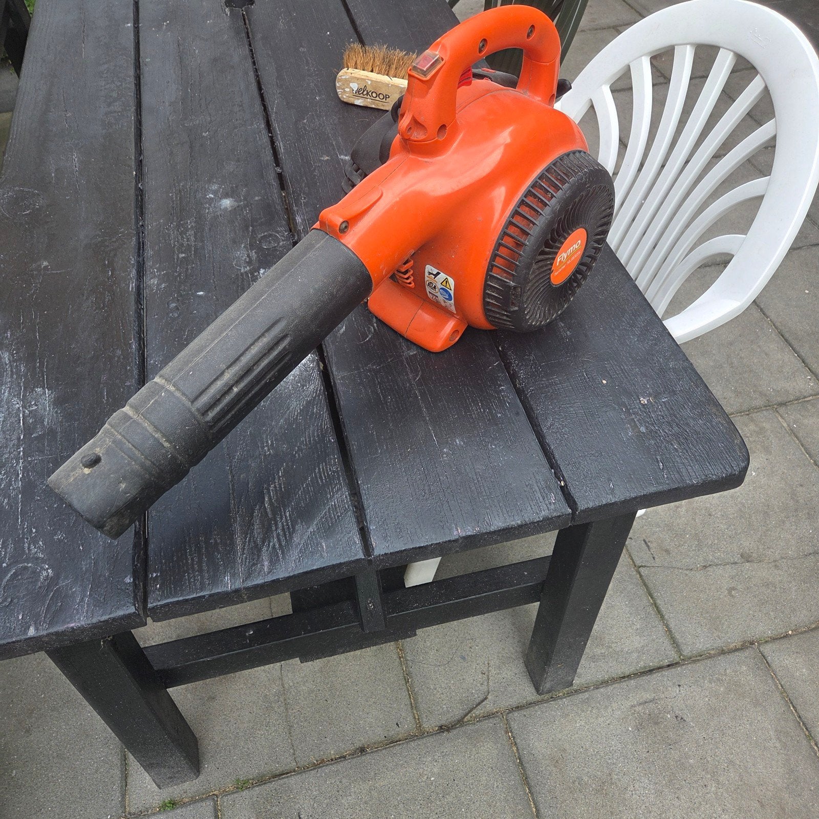 Benzine bladblazer Flymo Twister XL B323 - werkt niet, Tuin en Terras, Ophalen