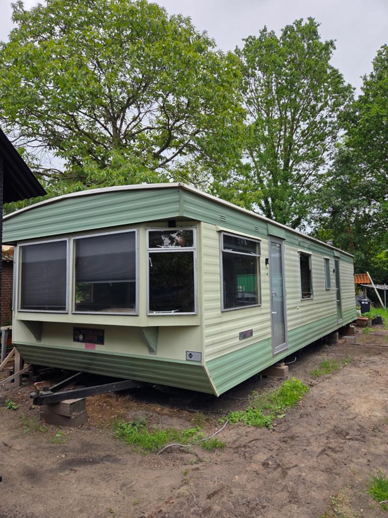 Stacaravan 10.70m x 3.70m, Caravans en Kamperen, Stacaravans