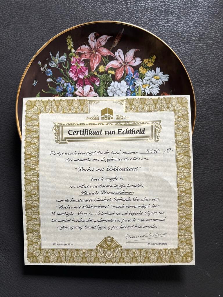 Royal Mosa Sierbord "Boeket met klokkensleutel" - Nieuw, Ophalen of Verzenden