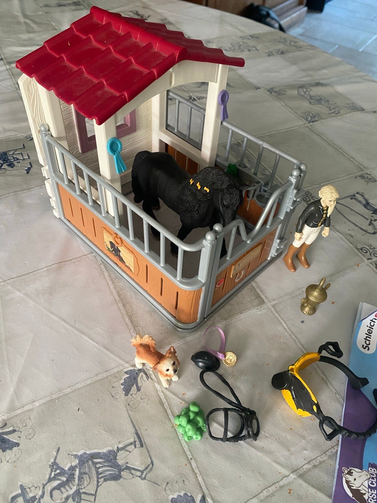 Schleich Horse Club paardenstal met paard en accessoires, Kinderen en Baby's, Speelgoed | Overig, Ophalen of Verzenden, Gebruikt