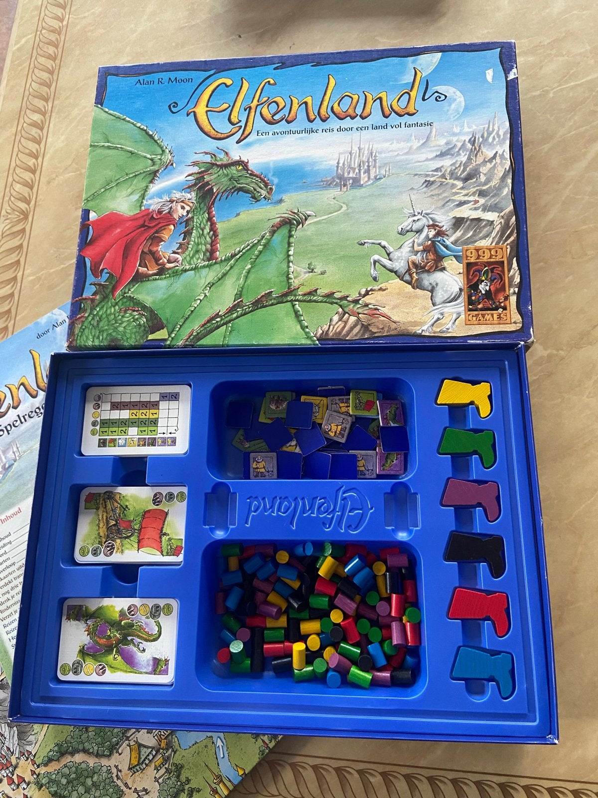 Elfenland Bordspel - Avontuurlijk Fantasy Spel, Drie of vier spelers, Ophalen of Verzenden, Zo goed als nieuw