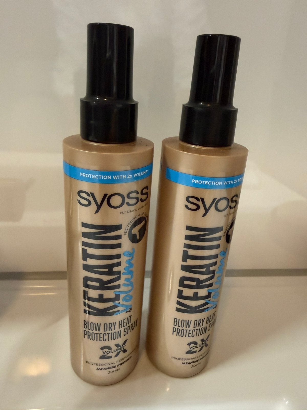 Syoss Keratine Volume spray, de originele!, Ophalen of Verzenden, Nieuw, Haarverzorger of -hersteller
