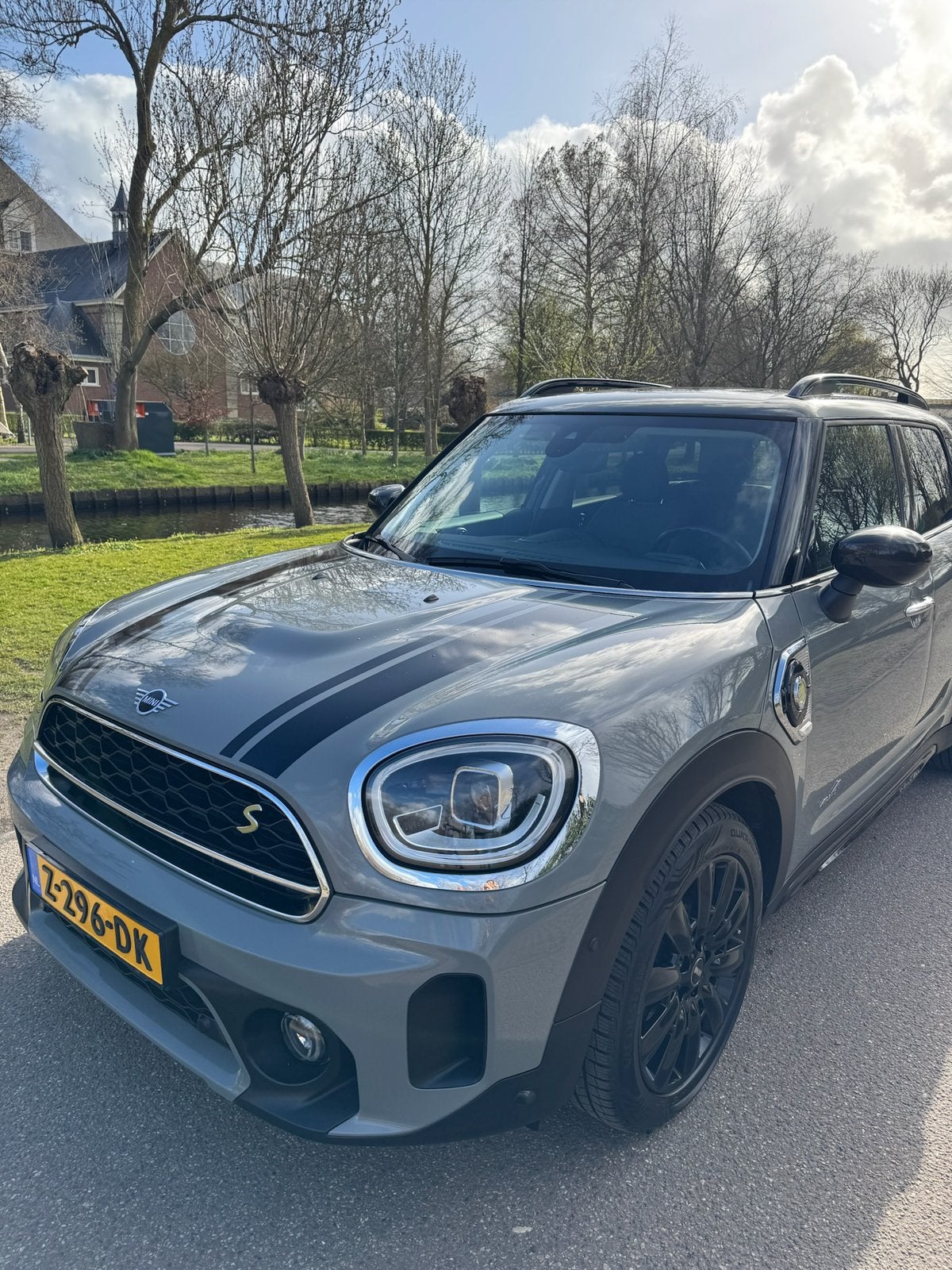 Mini Countryman 220pk Hybrid SE All4, facelift, nw banden, Auto's, Automaat, Countryman, Leder en Stof, Plug-in hybride