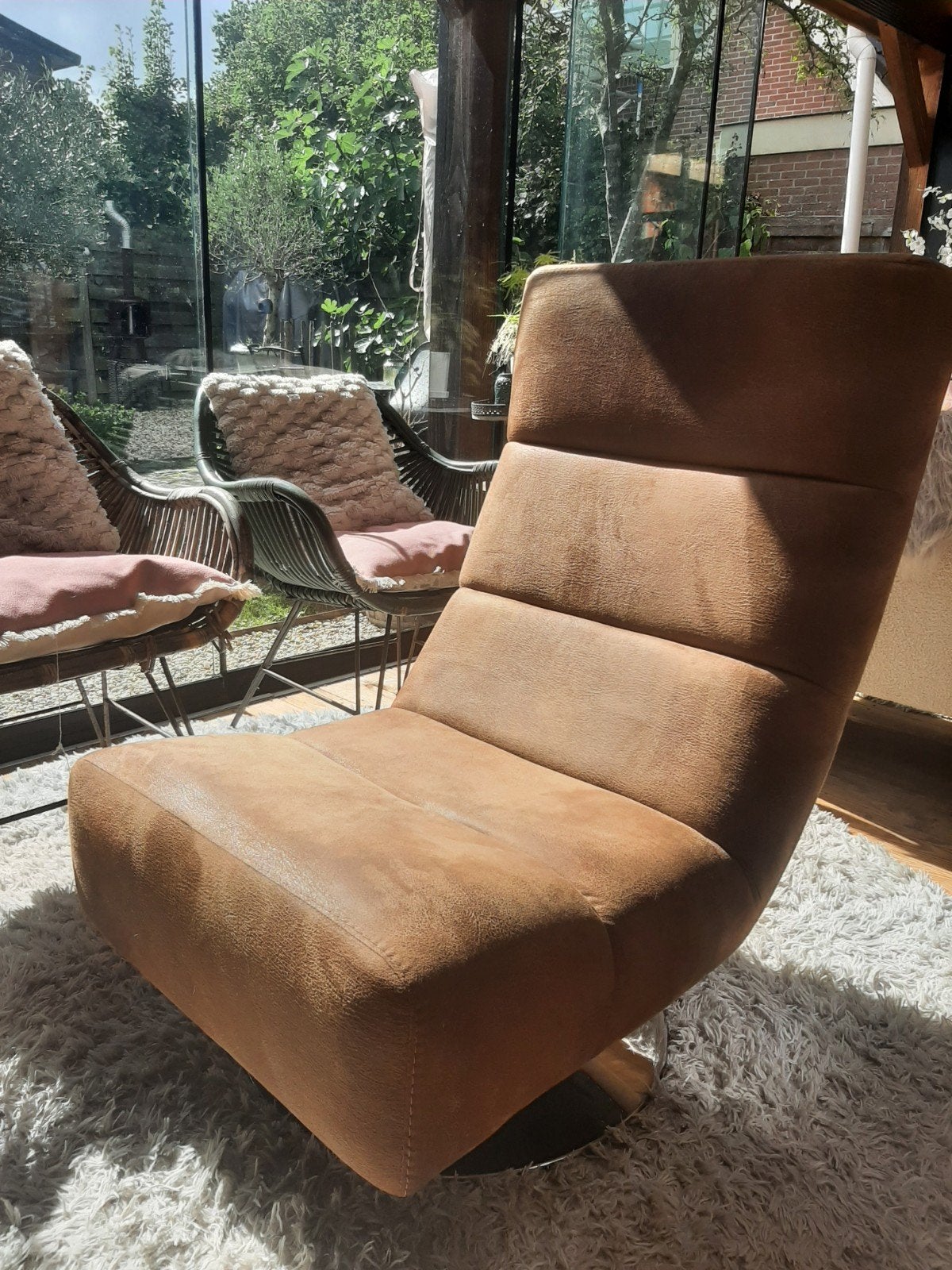Designer Fauteuil Cognac Alcantara Leer op Chromen Draaipoot, Huis en Inrichting, Fauteuils, Ophalen, Minder dan 75 cm, Zo goed als nieuw