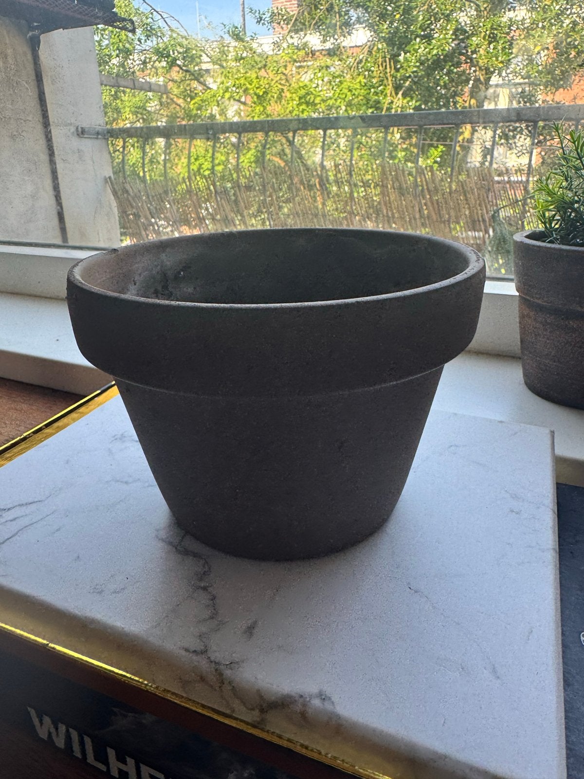 Mooie bloempot bruin aardewerk - Made in Italy, Gebruikt, Rond, Binnen, Minder dan 40 cm