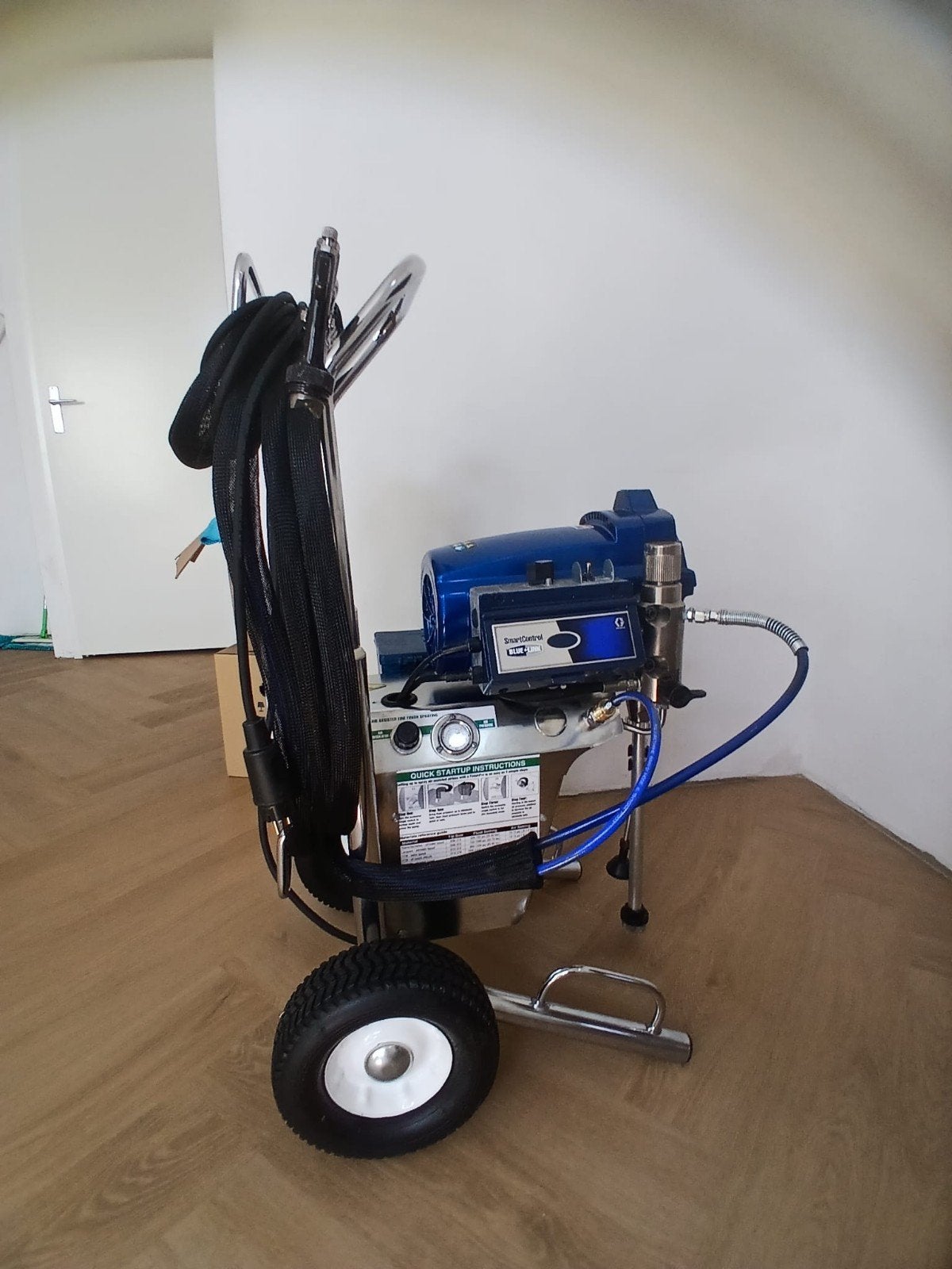 GRACO FinishPro II 595, Doe-het-zelf en Verbouw, Schildersmaterialen, Ophalen, Zo goed als nieuw, Verfspuit of Verfpomp
