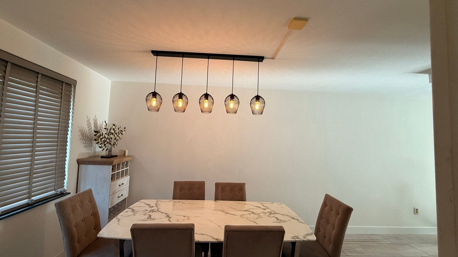 Modern 5-Light Black Pendant Lamp incl. Bulbs, Huis en Inrichting, Ophalen, E27 (groot), Zo goed als nieuw, Metaal