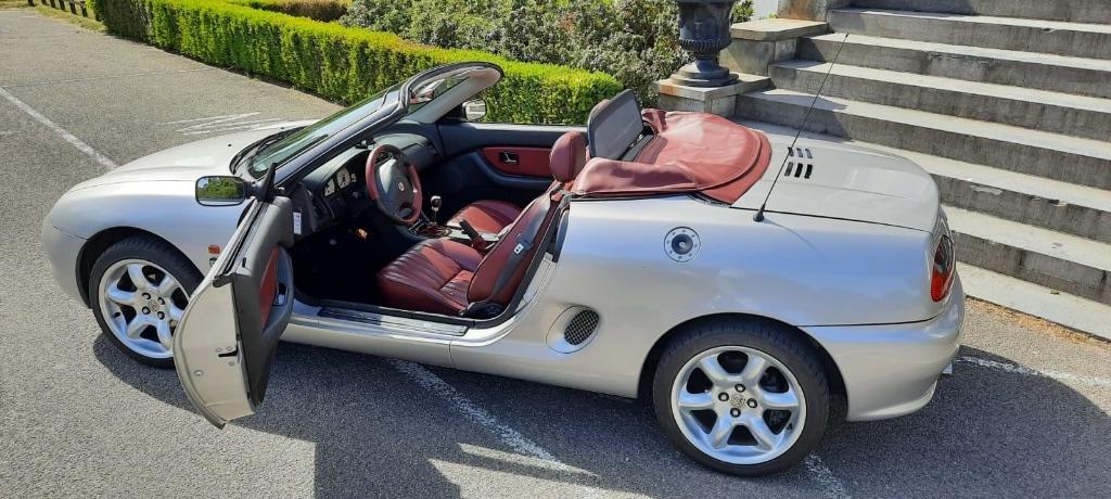 MG F 1.8 I 1999 Grijs, Achterwielaandrijving, 4 cilinders, Cabriolet, 1796 cc