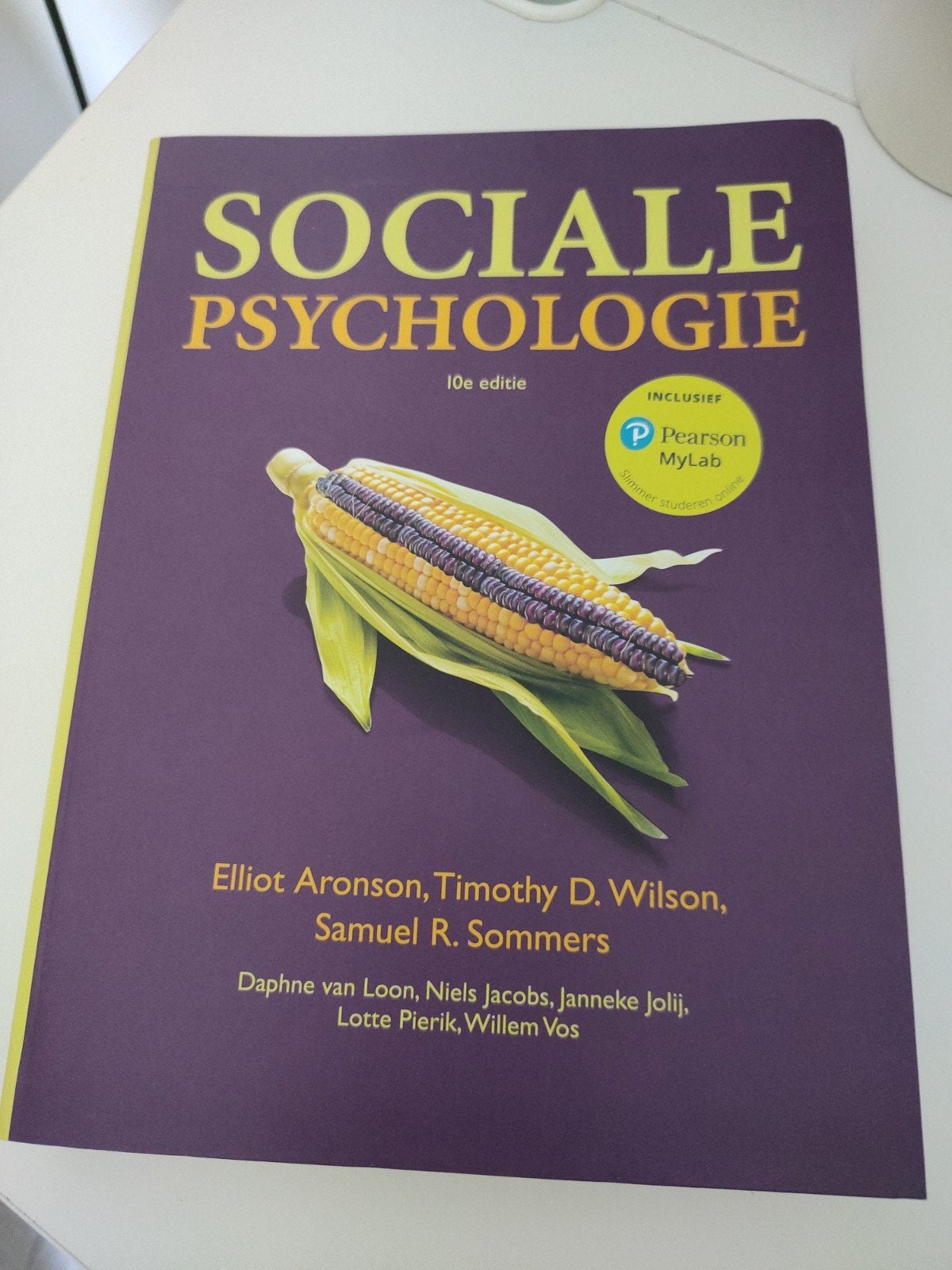 Sociale psychologie, 10e editie met MyLab NL toegangscode, Verzenden, Elliot Aronson; Timothy D. Wilson; Samuel R. Somers, Zo goed als nieuw