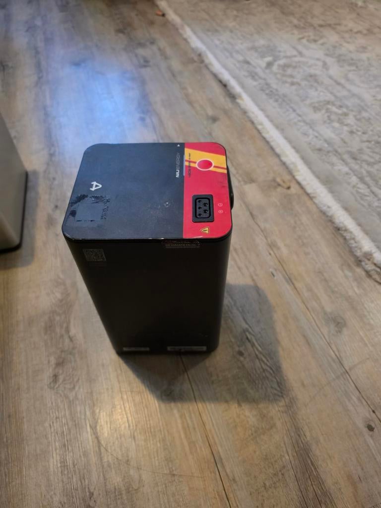 Scooter accu - Niu Energy, Fietsen en Brommers, Brommerhelmen, Gebruikt, Ophalen of Verzenden