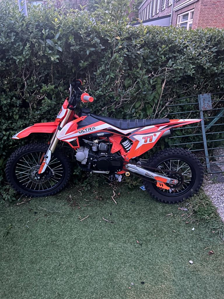 Motorcross 125cc 4t 11pk, Ophalen of Verzenden, Zo goed als nieuw