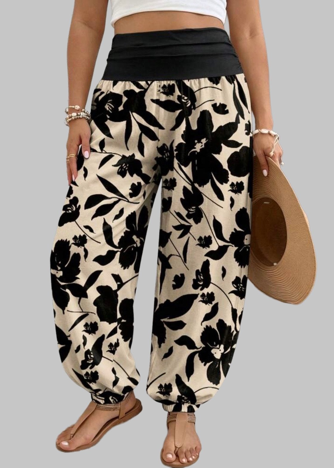 Comfortabele Harembroek met Bloemenprint (44-52), Verzenden, Nieuw, Beige, Broek of Spijkerbroek
