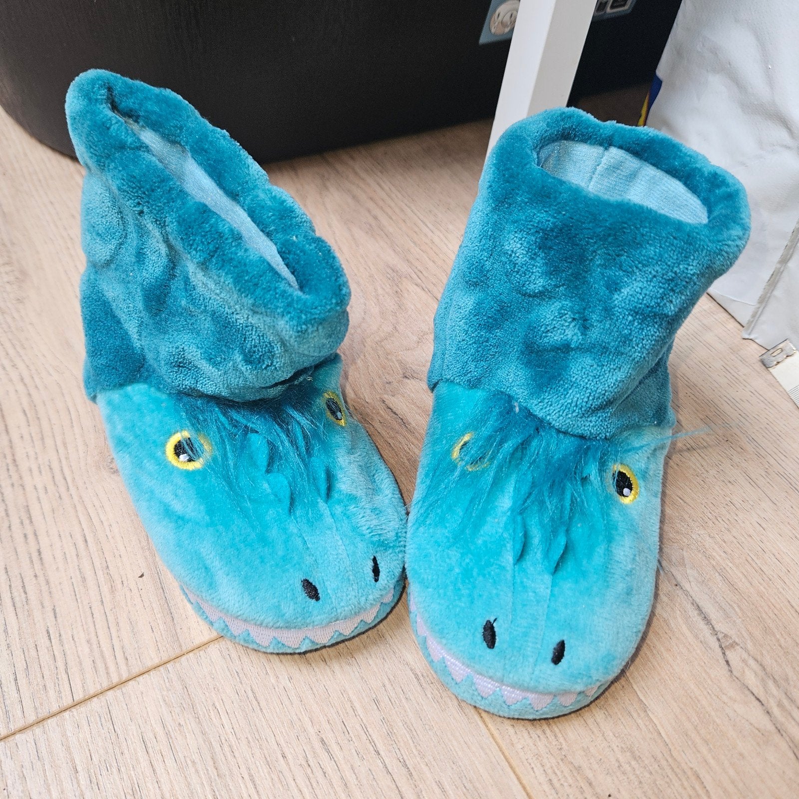 Leuke, warme kinderpantoffels. Maat 24/25, Ophalen, Zo goed als nieuw, Jongetje of Meisje, Slofjes