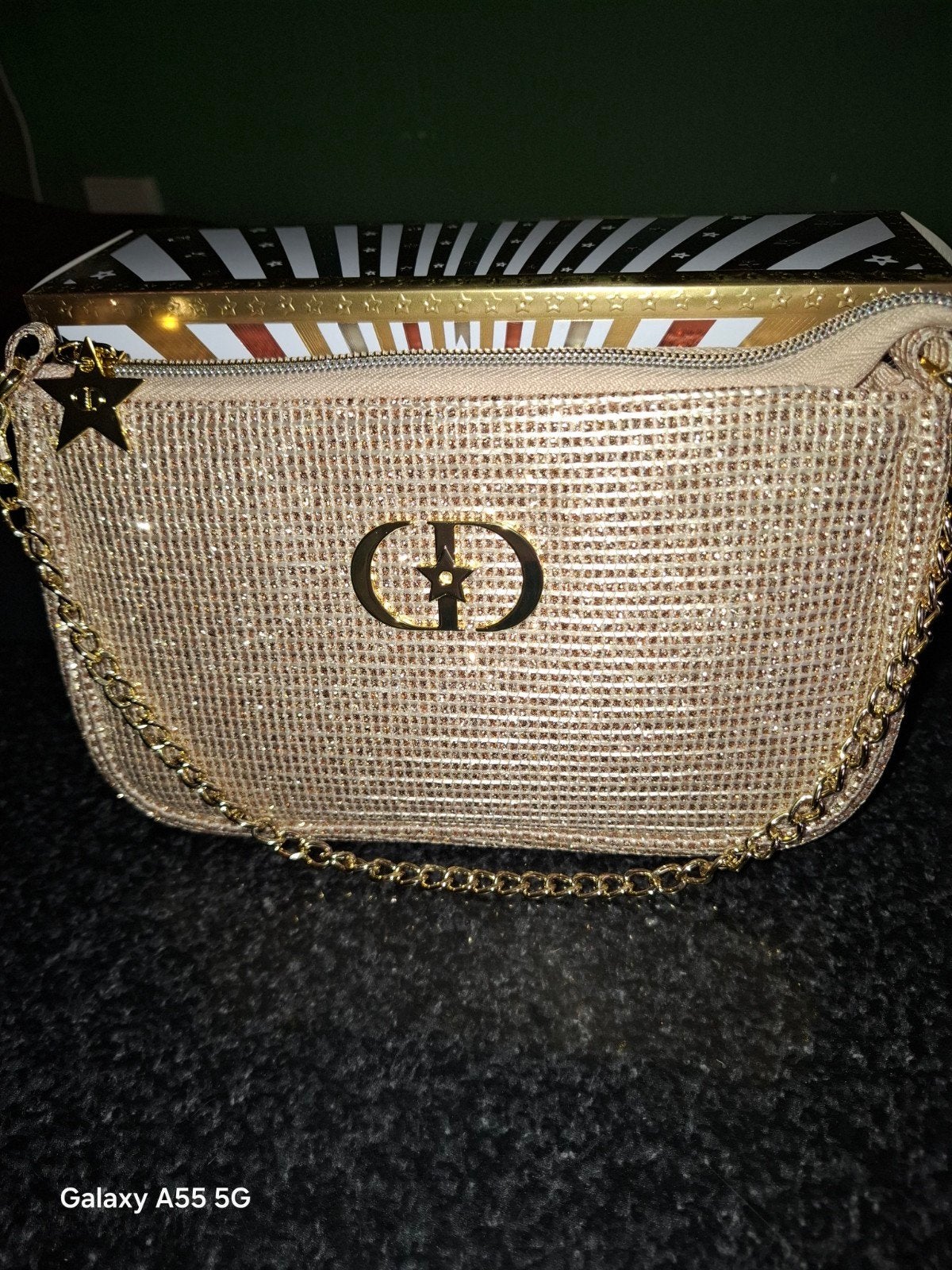 Dior tasje / golden chain bag, Ophalen of Verzenden, Nieuw, Schoudertasje