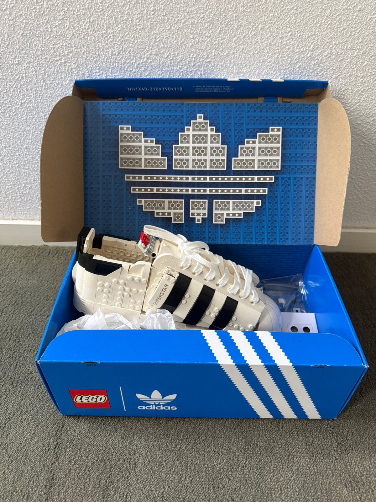 Lego Adidas sneaker 10282, Gebruikt, Overige thema's, Lego, Ophalen of Verzenden