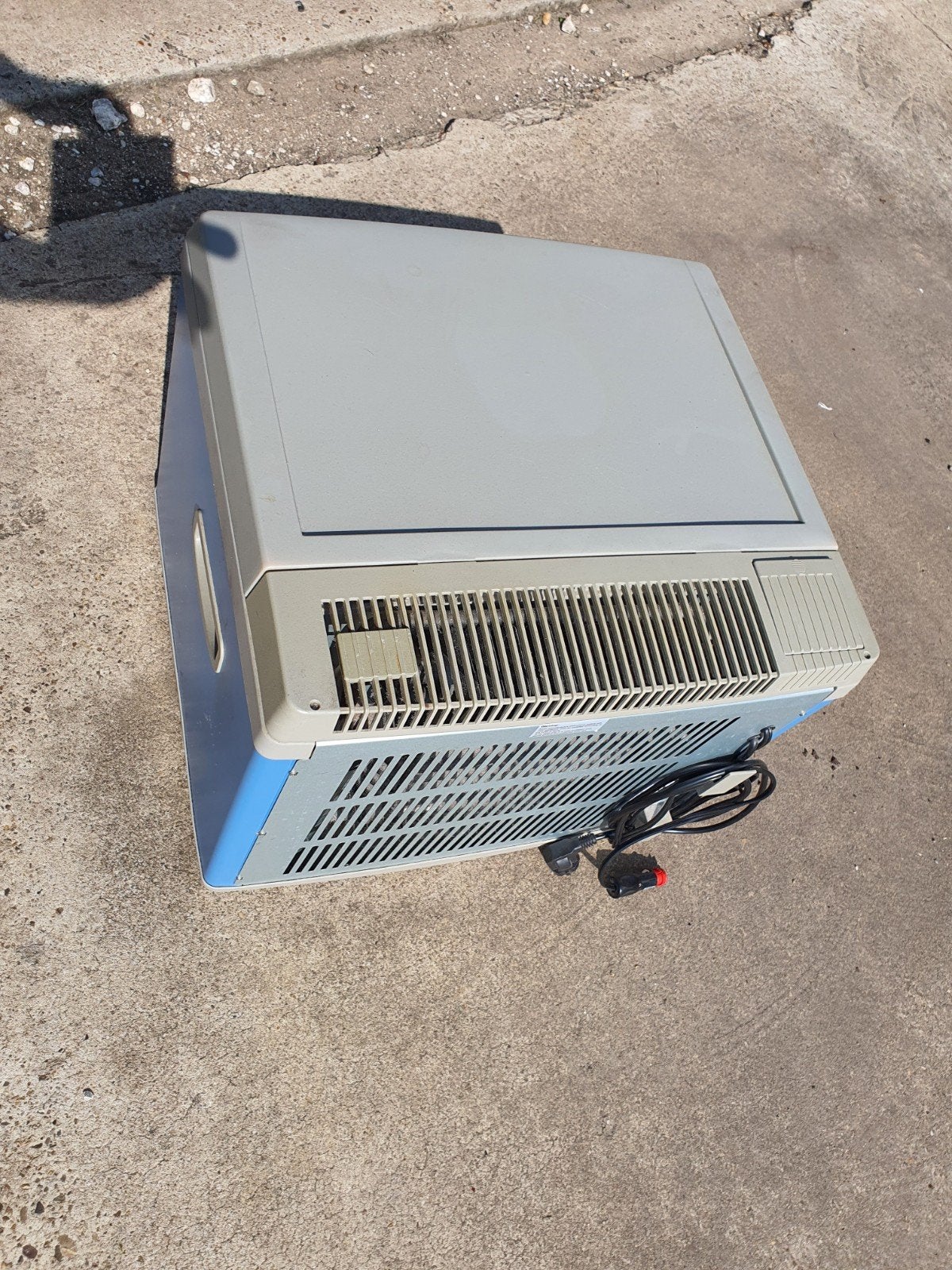 Mobicool elektrische koelbox 40 liter 12 volt /230v, Ophalen, Zo goed als nieuw, Elektrisch