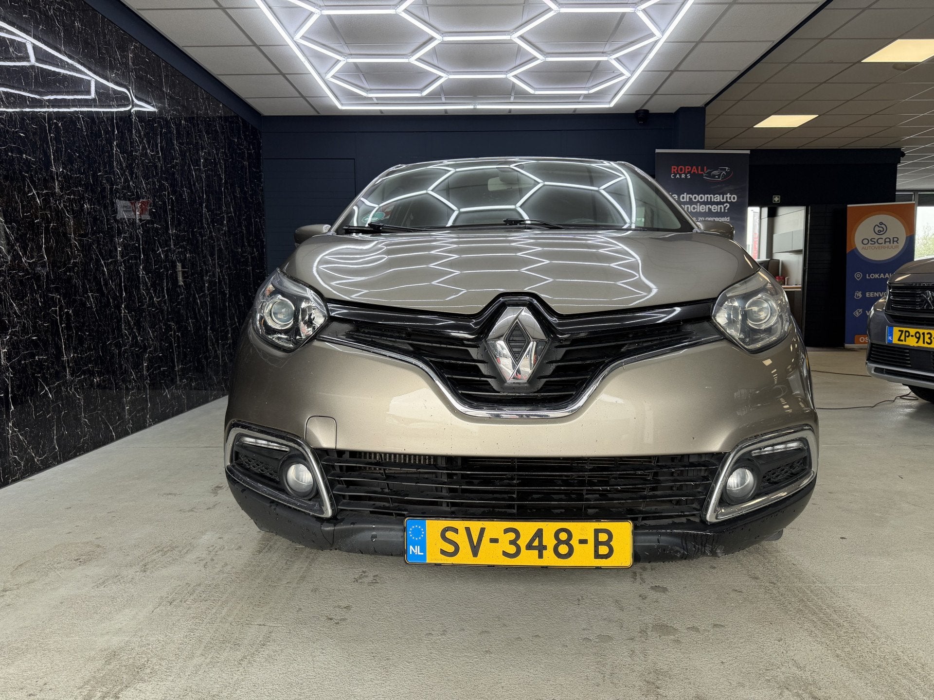 Renault Captur 1.2 TCe Dynamique Motor slaat over (bj 2014), Euro 5, 4 cilinders, 19 km/l, Electronic Stability Program (ESP)