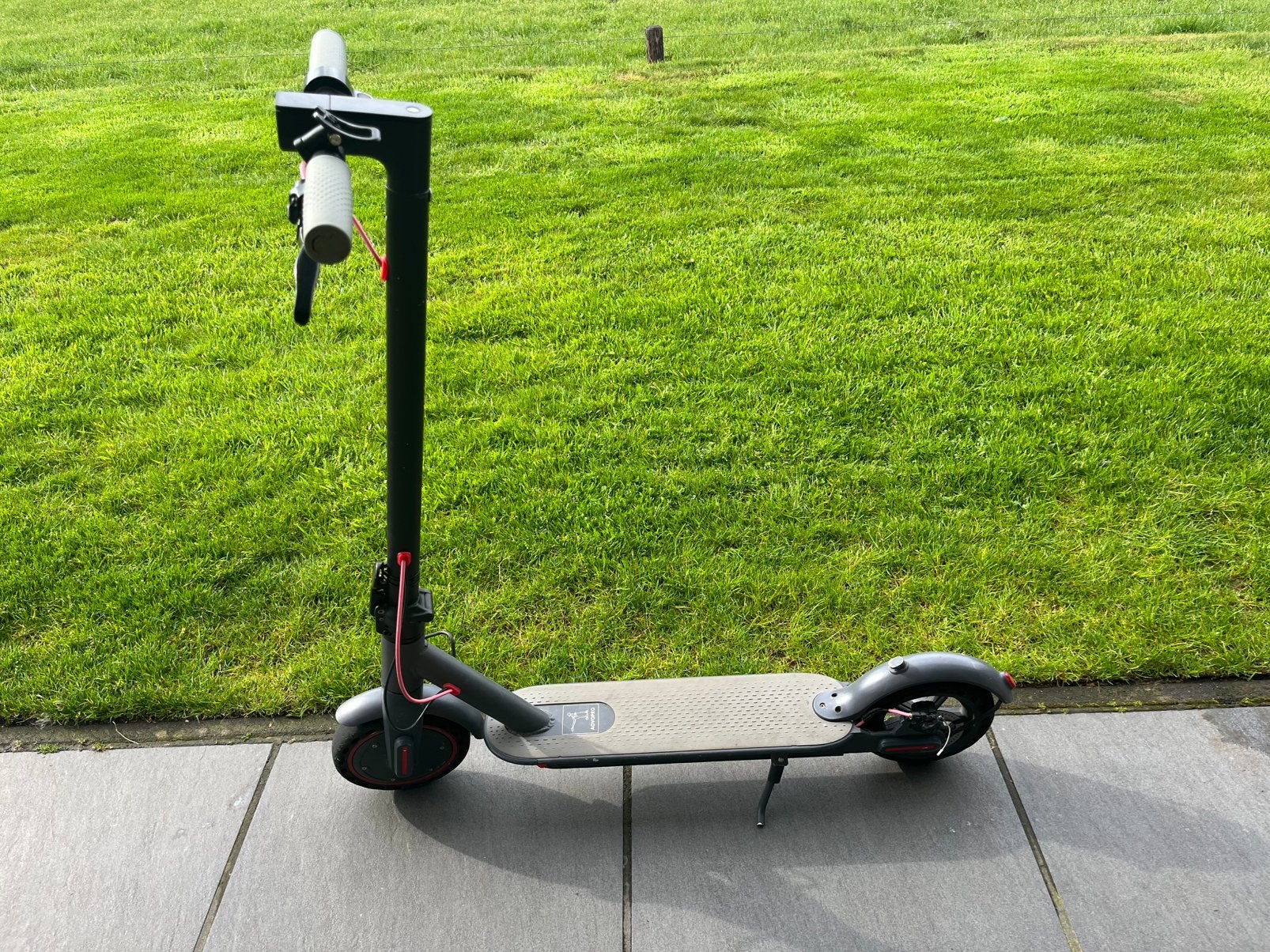 Aovo pro elektriache step 31 kmh, Fietsen en Brommers, Steps, Zo goed als nieuw, Elektrische step (E-scooter), Ophalen