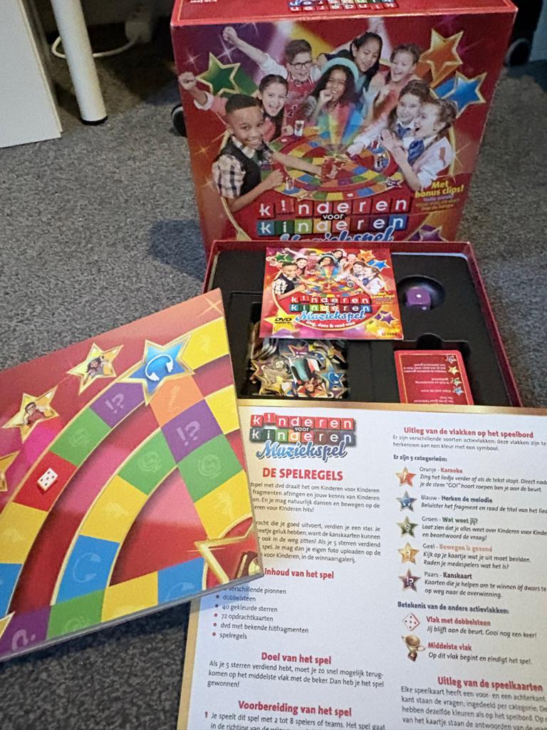 Kinderen voor Kinderen Muziekspel met DVD, Hobby en Vrije tijd, Gezelschapsspellen | Bordspellen, Een of twee spelers, Ophalen
