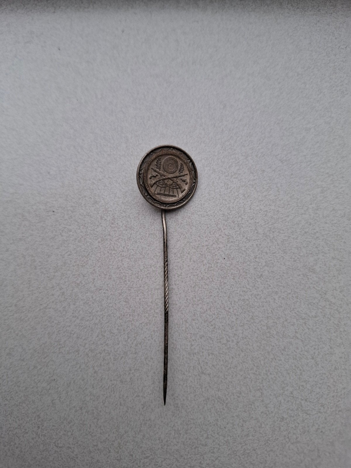 Vintage speldje pin prikker steekspeld RJA, Ophalen of Verzenden