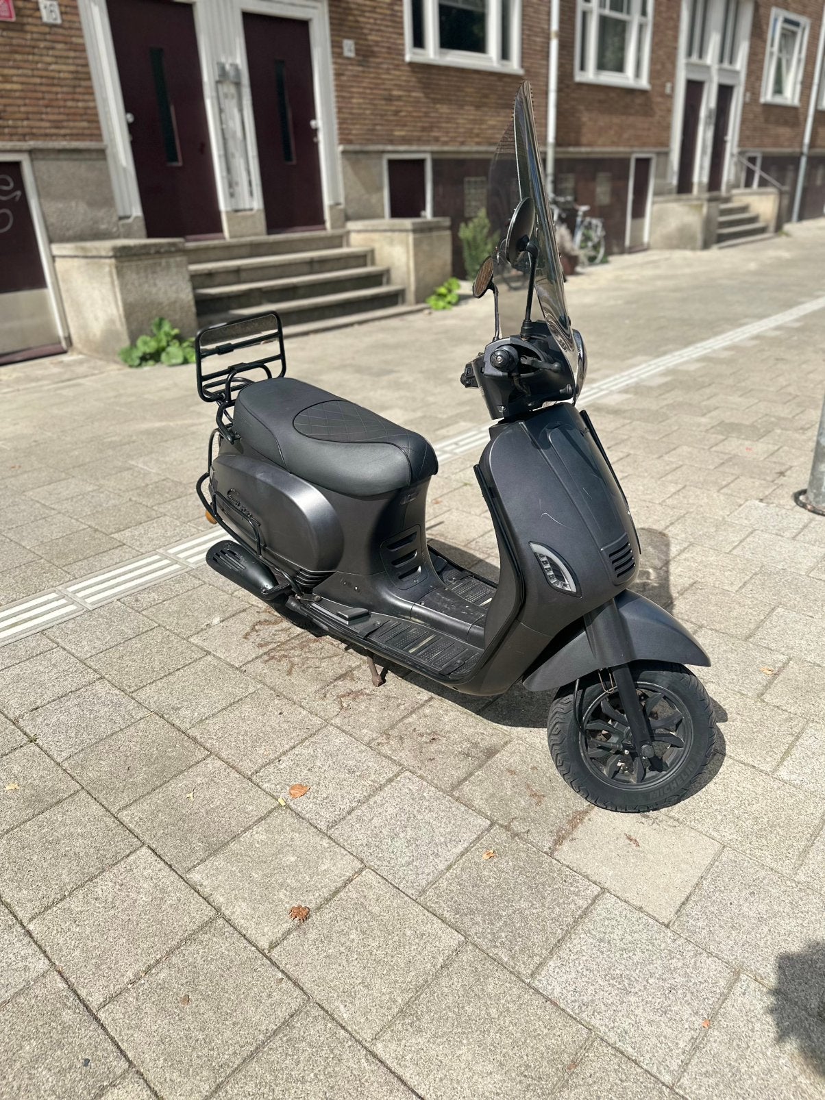 Santini capri, Fietsen en Brommers, Brommeronderdelen | Scooters, Ophalen, Gebruikt, Overige typen, Overige merken