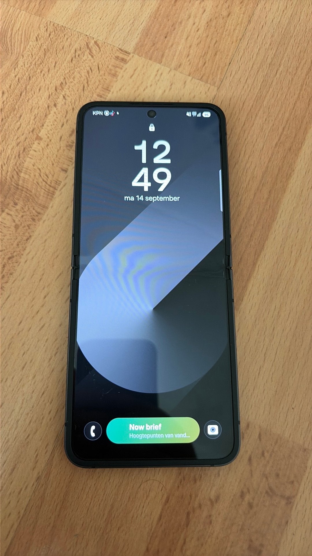 Samsung Galaxy Z Flip 6, Zwart, Touchscreen, Ophalen of Verzenden, Zo goed als nieuw