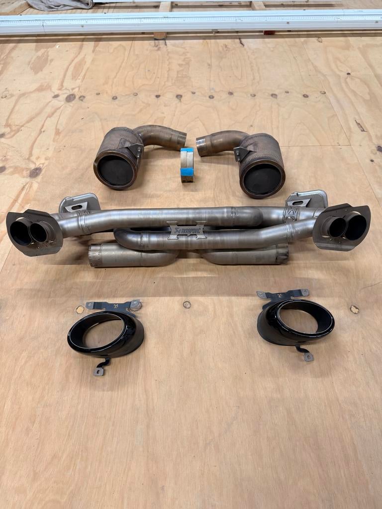 Akrapovic uitlaatsysteem voor Porsche 992, Ophalen, Gebruikt, Porsche