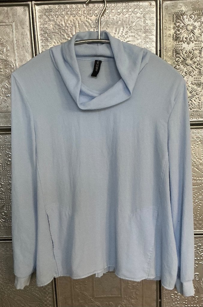 Marccain.  Prachtige top. Mt 40., Maat 38/40 (M), Blauw, Ophalen of Verzenden, Zo goed als nieuw