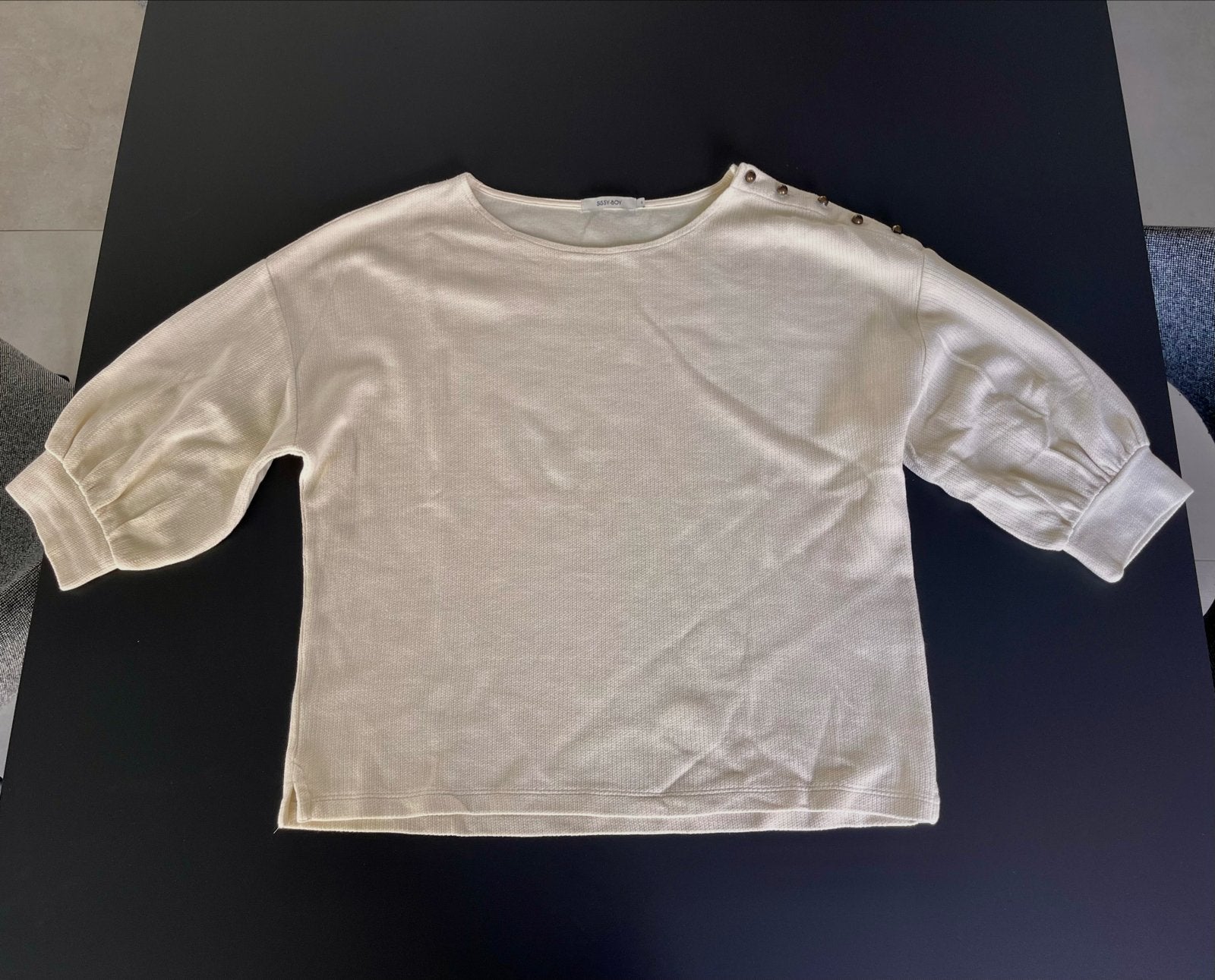 Sissy-Boy top met knopen op de schouder creme kleur maat s, Kleding | Dames, Beige, Ophalen of Verzenden, Zo goed als nieuw, Lange mouw