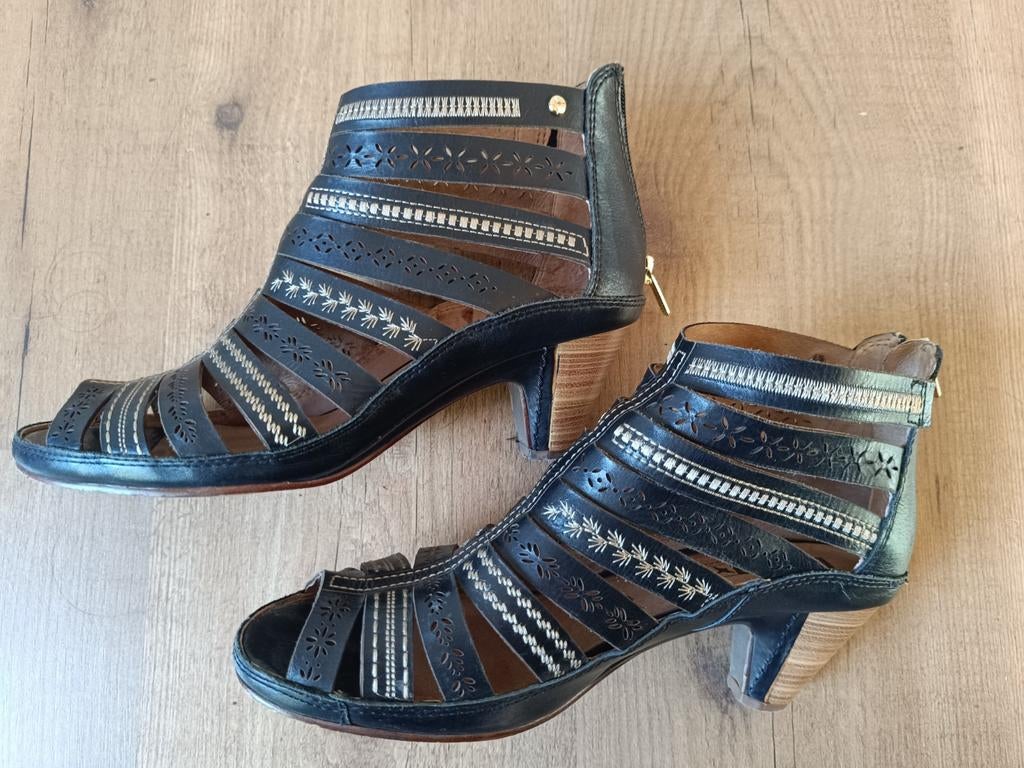 Pikolinos sandalen met hak maat 40, Bruin, Zo goed als nieuw, Pikolinos, Sandalen of Muiltjes