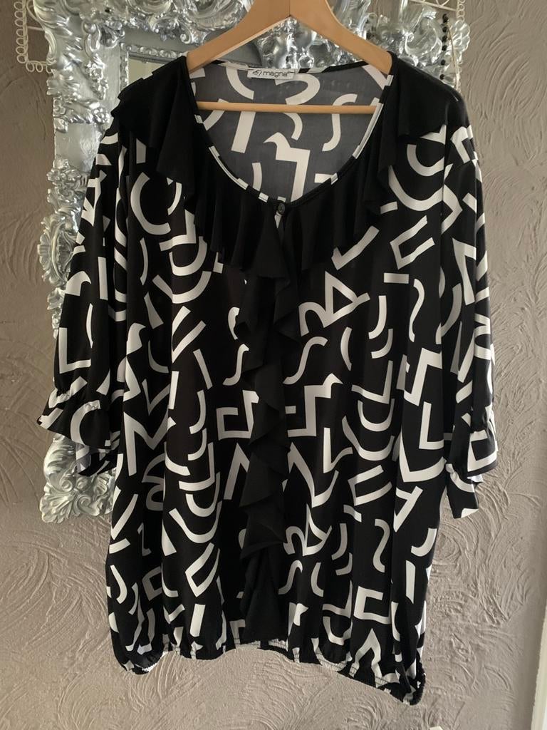 Zwart wit Magna tuniek maat 54/56, Kleding | Dames, Grote Maten, Ophalen of Verzenden, Zo goed als nieuw, Zwart, Blouse of Tuniek