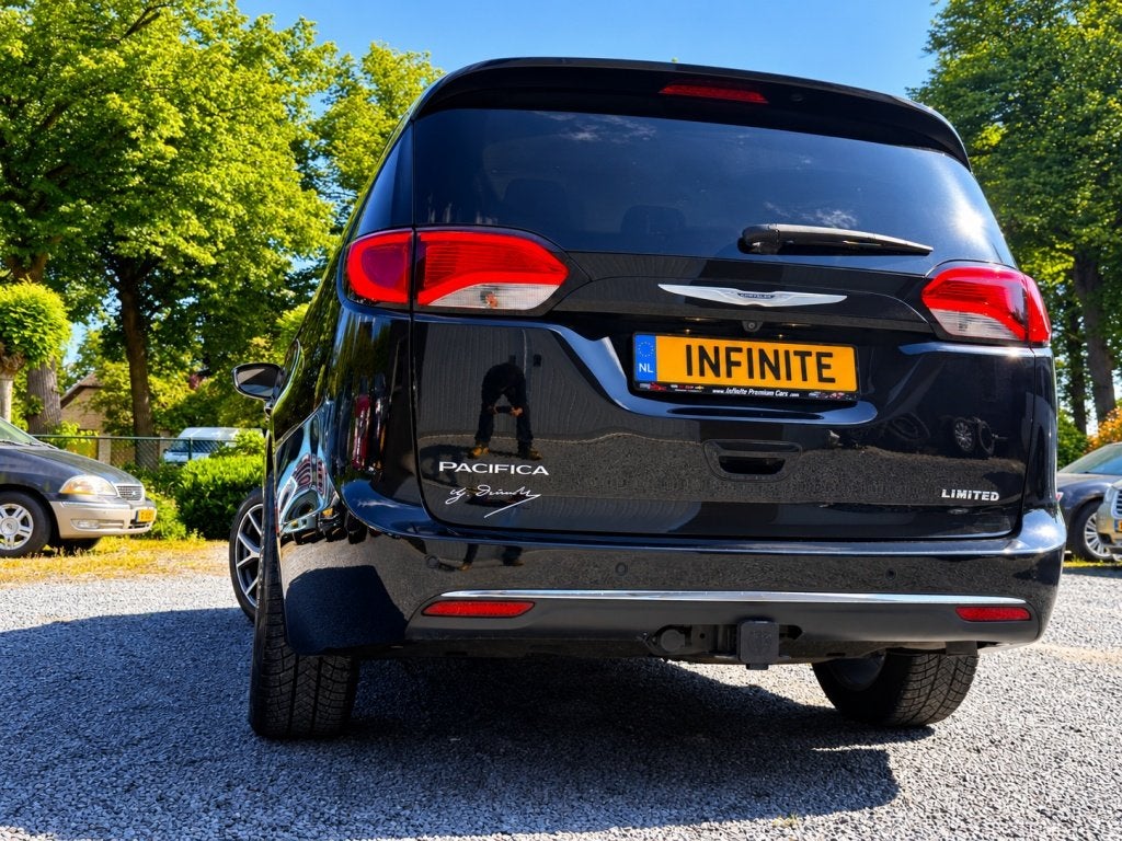 Chrysler Grand Voyager 3.6 V6 LIMITED Bj.2017 8PERS LPG-G3!, Dealer onderhouden, Gebruikt, Zwart, Grand Voyager