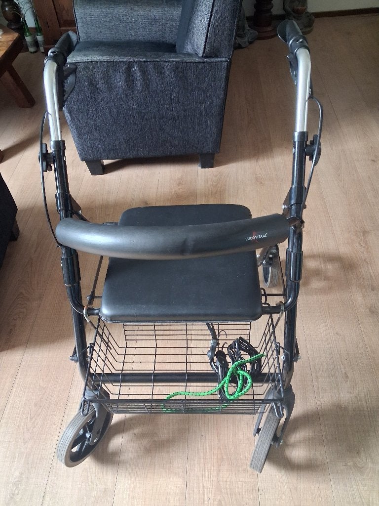 rollator, Diversen, Ophalen, Opvouwbaar, Gebruikt