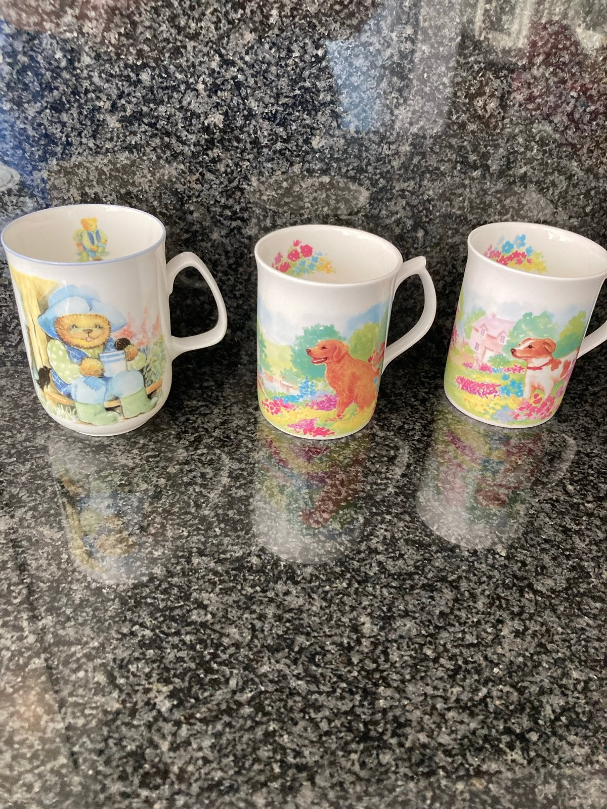 3 Nieuwe porseleinen mokken - Duchess & Rose of England, Huis en Inrichting, Keuken | Servies, Overige merken, Nieuw, Porselein