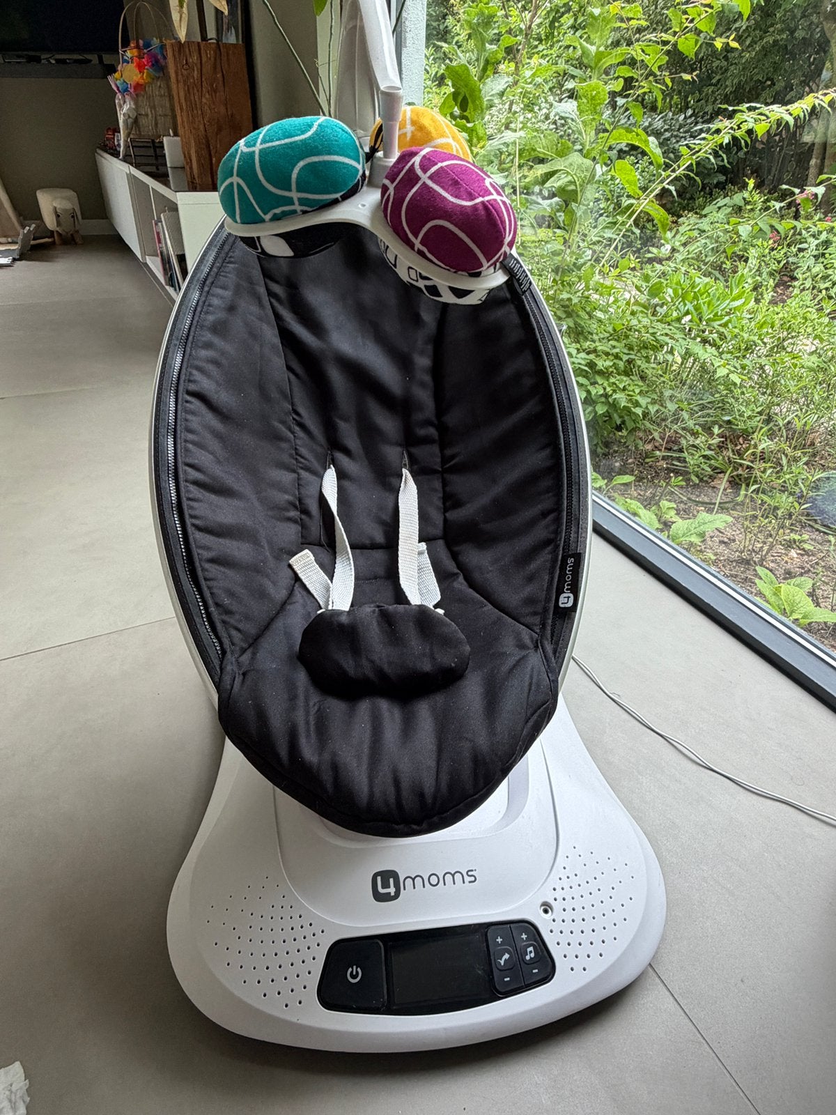 4 Moms MamaRoo babyswing, Ophalen, Gebruikt