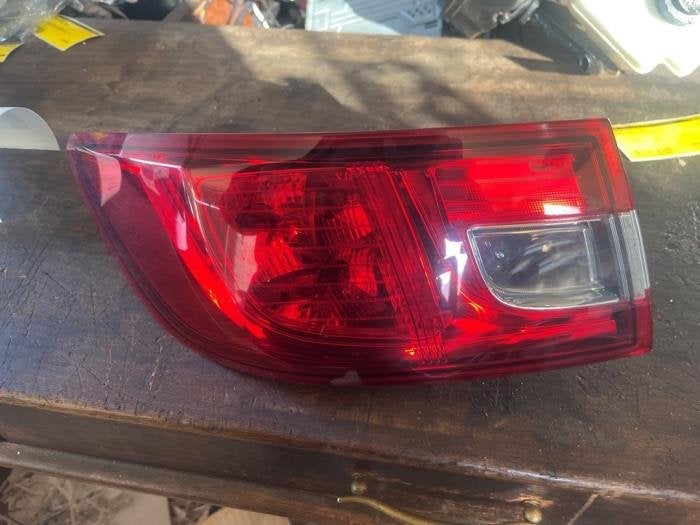 Achterlicht links van een Renault Clio, Gebruikt, -, Renault, -