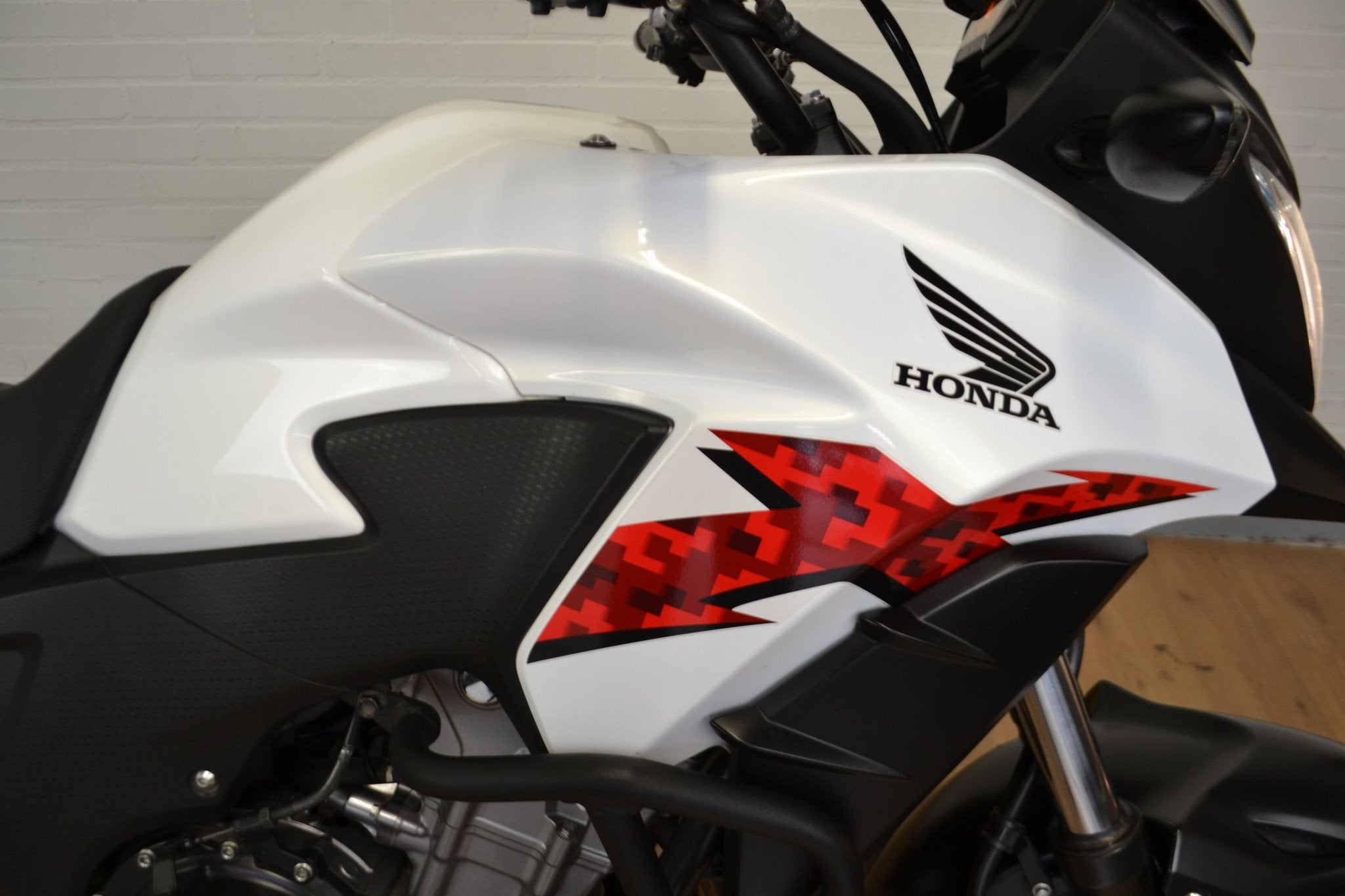 Honda CB 500 X (bj 2014), Dorneveld 180-184
B-1731  Zellik, BE, Honda Motor Europe, Toermotor, Hlcbepccnl@honda-eu.com