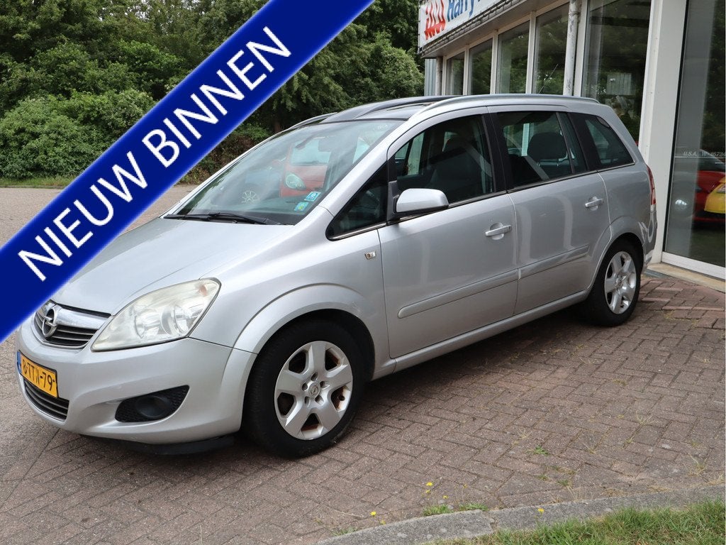 Opel Zafira 1.6 Cosmo (bj 2008), Auto's, Opel, Voorwielaandrijving, Gebruikt, Zwart, 4 cilinders