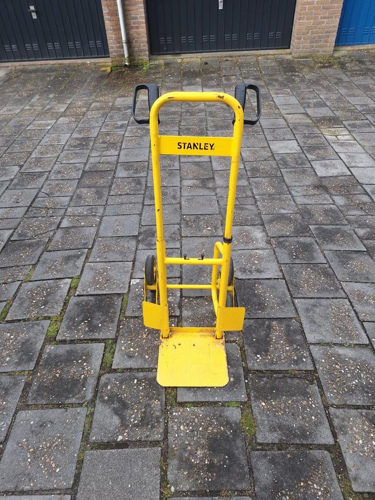 Stanley Steekkar - Handige Gele Transportkar, Doe-het-zelf en Verbouw, Transportwagens, Minder dan 60 liter, Ophalen, Zo goed als nieuw