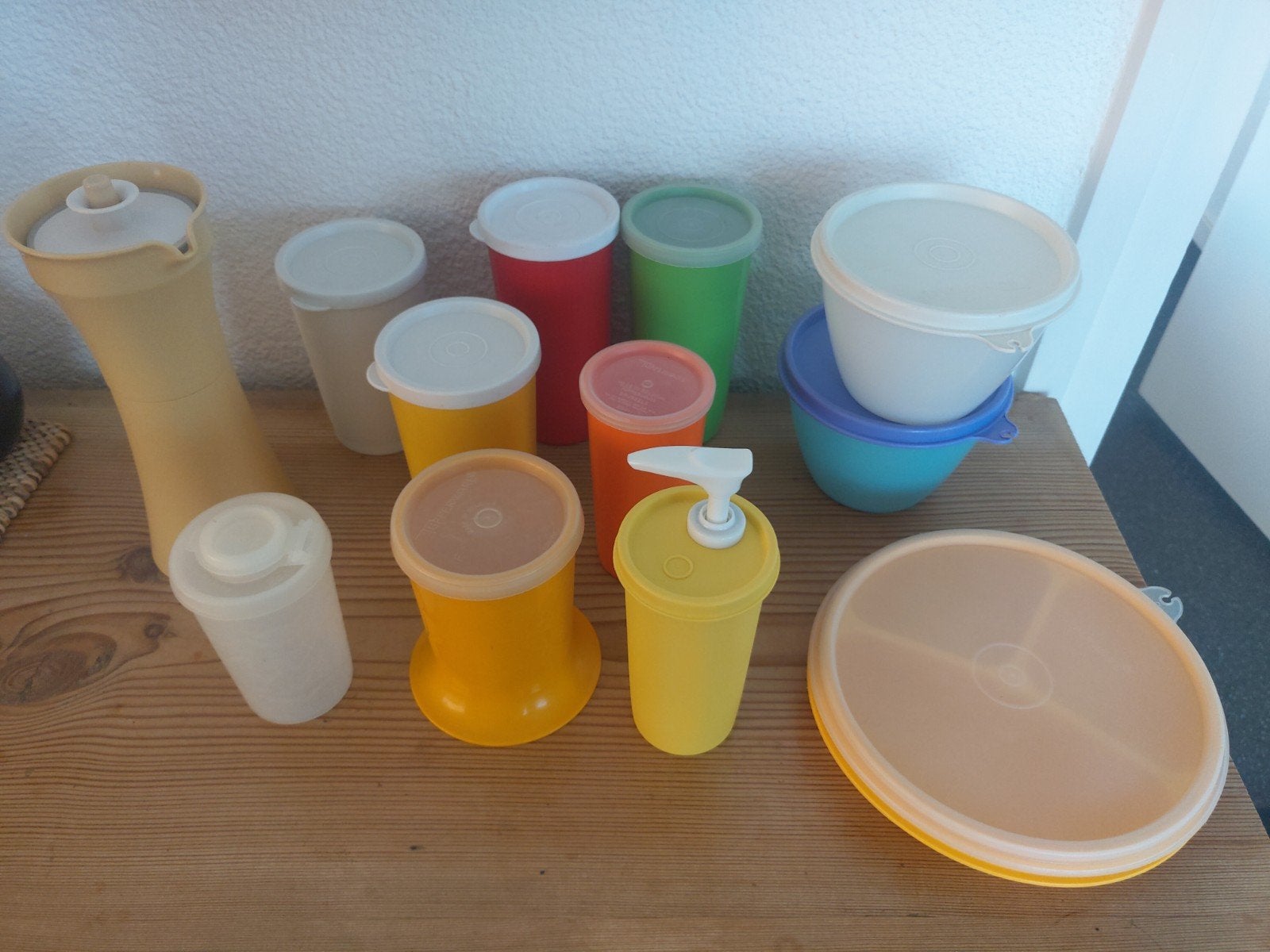 Vintage Tupperware: bekers, kan, schaaltjes, mosterd enz, Ophalen of Verzenden, Rood, Schaal