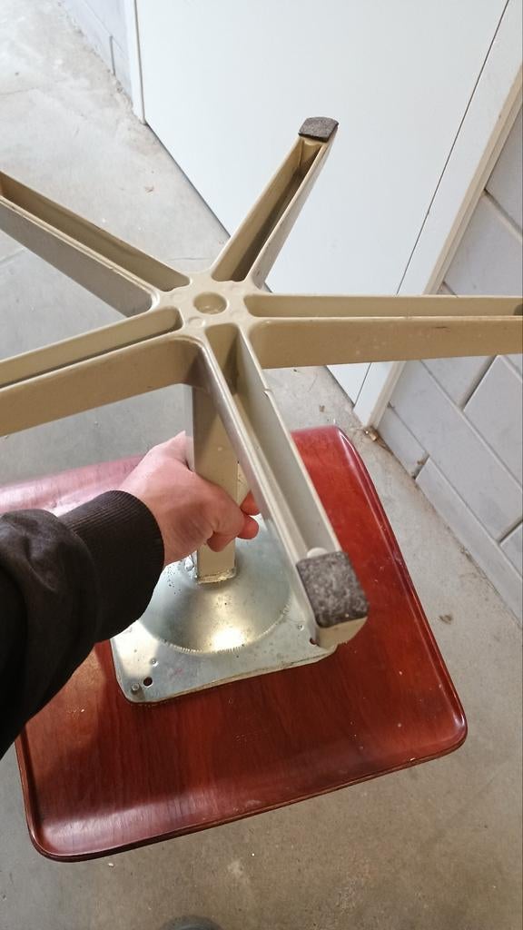 Vintage Thuro-Op-Seat schoolstoel met stervoet, Ophalen