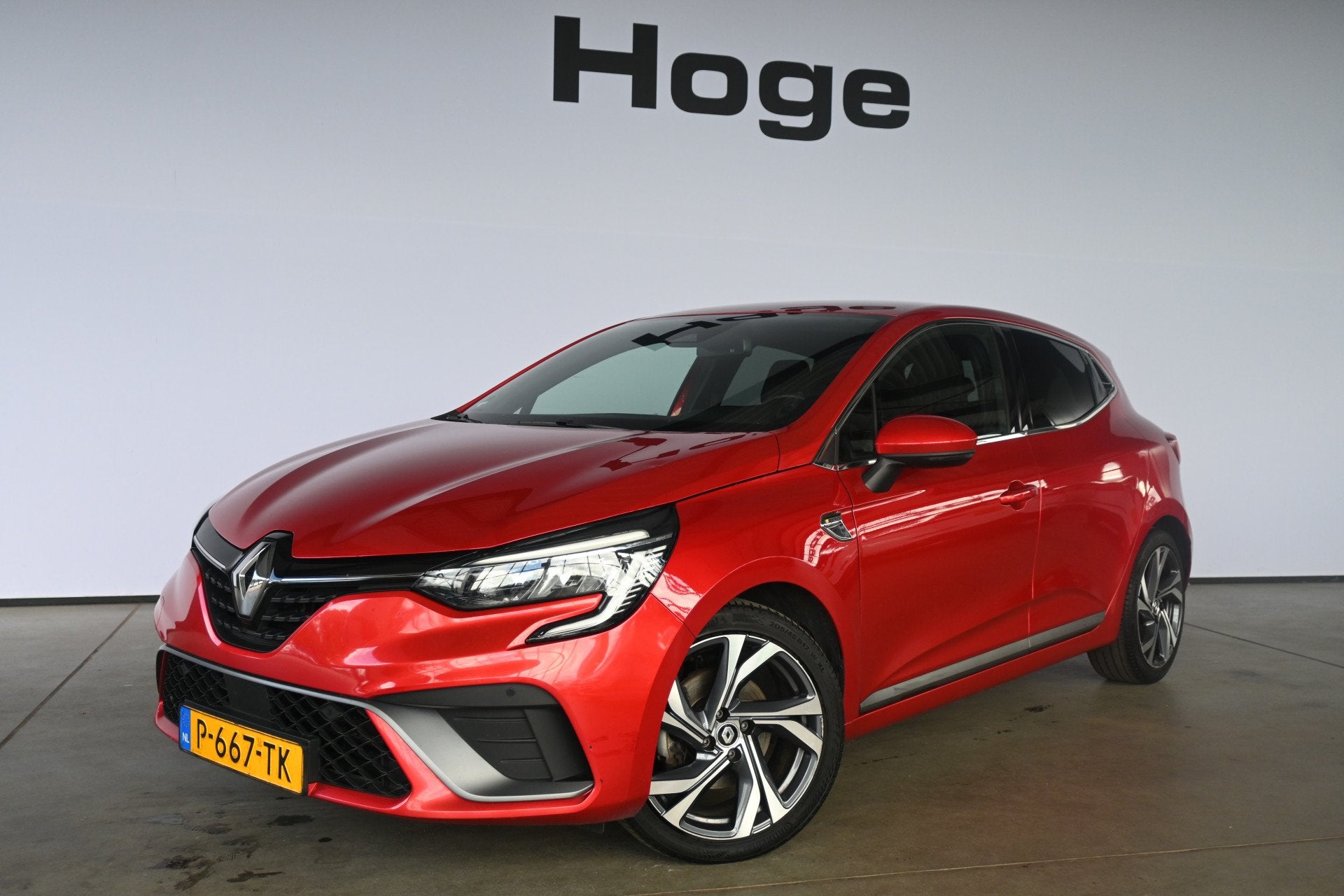 Renault Clio 1.6 E-Tech Hybrid 140 R.S. Line Navigatie Cruis, Auto's, Gebruikt, 4 cilinders, Met garantie (alle), Bedrijf