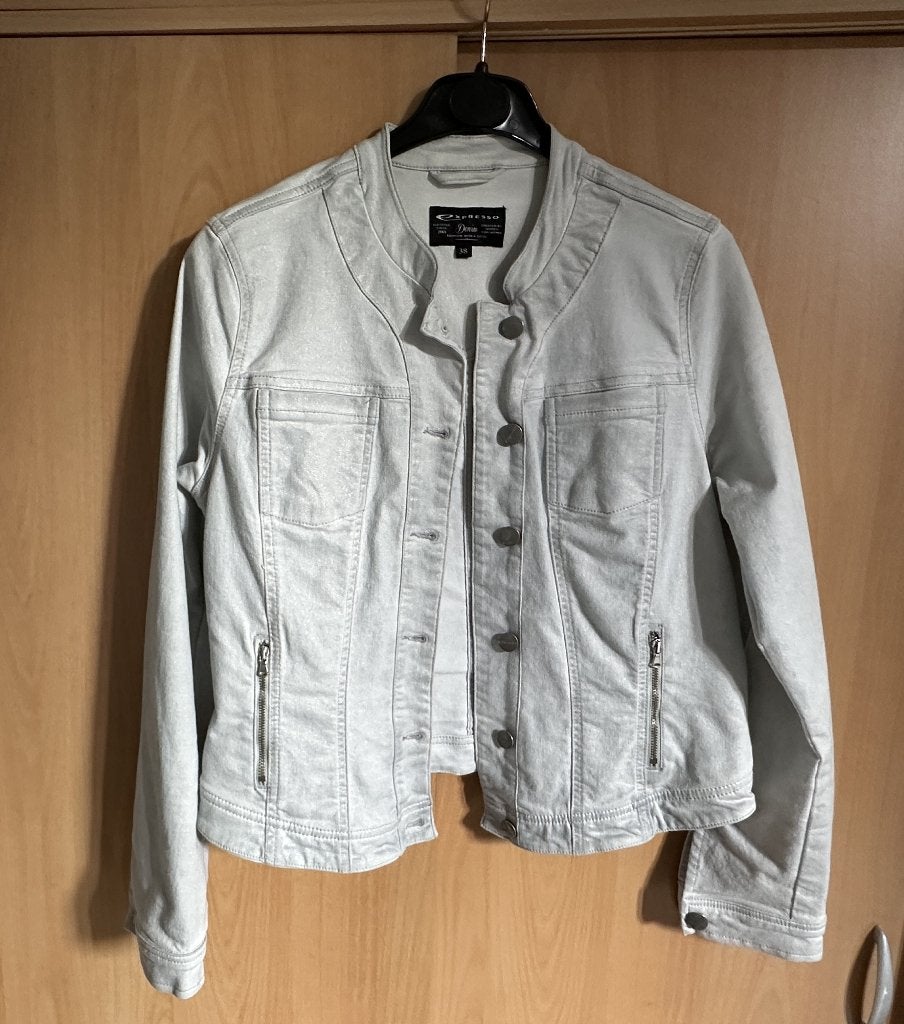 Expresso, lichtgrijs/zilverachtig jeansjasje, 38, Maat 38/40 (M), Expresso, Ophalen of Verzenden, Grijs