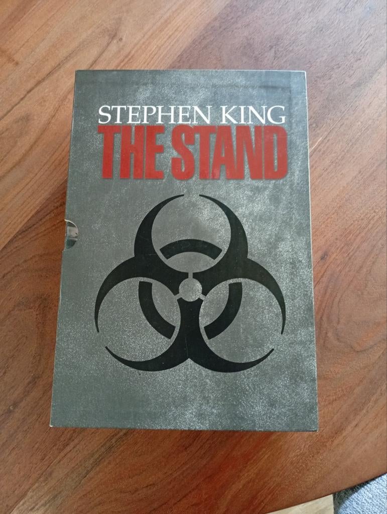 The Stand Stephen King Omnibus & Companion Slipcase, Boeken, Ophalen of Verzenden, Zo goed als nieuw