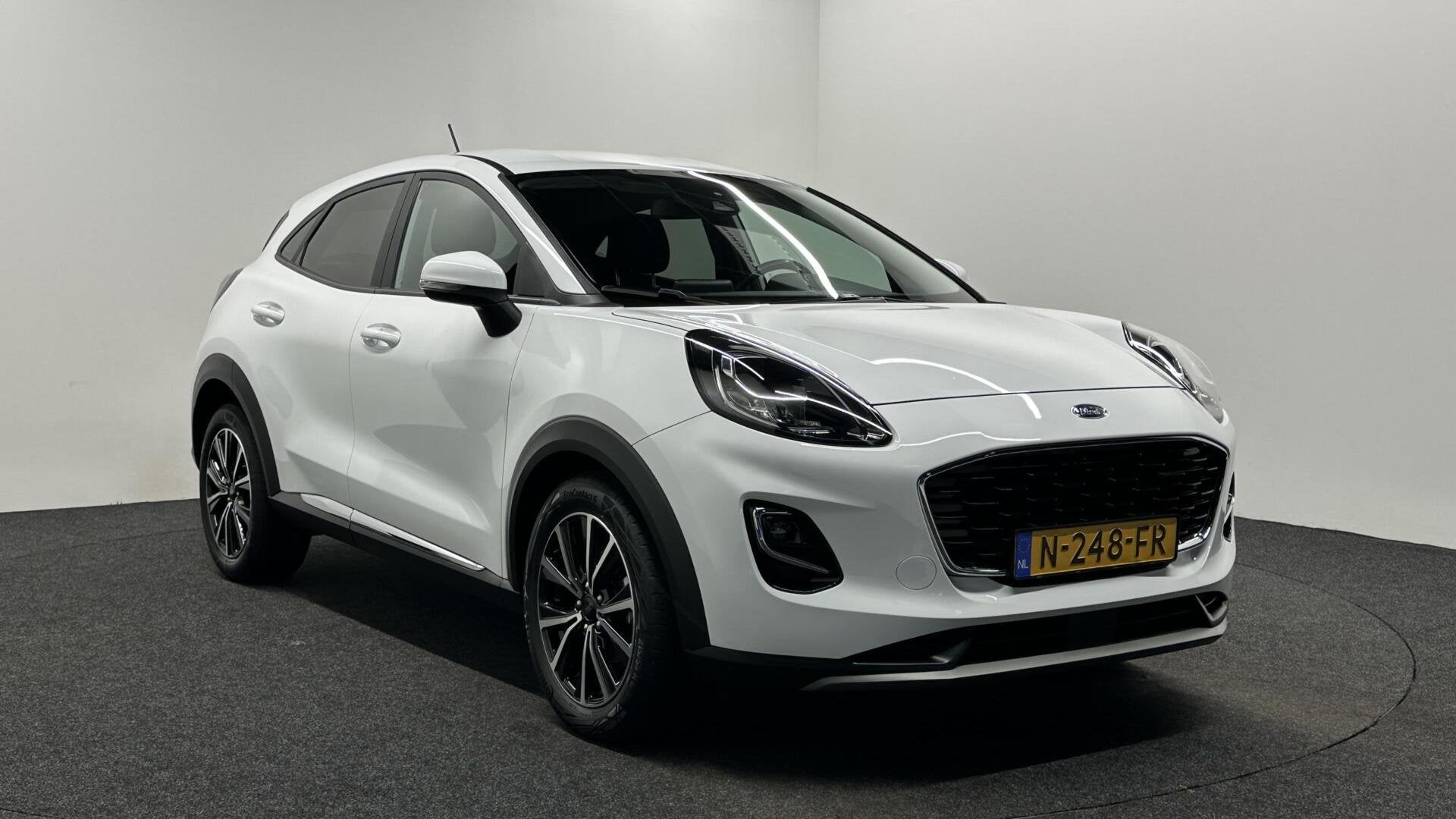 Ford Puma 1.0 EcoBoost Hybrid Titanium CRUISE NAVI CARPLAY L, Voorwielaandrijving, Stof, Met garantie (alle), Wit