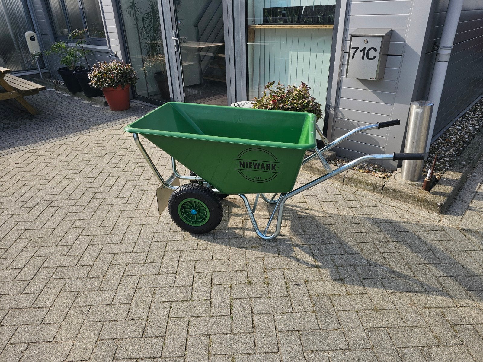 Kruiwagen met keuze uit dubbele luchtbanden of massieve, Tuin en Terras, Kruiwagens, Ophalen of Verzenden, Nieuw