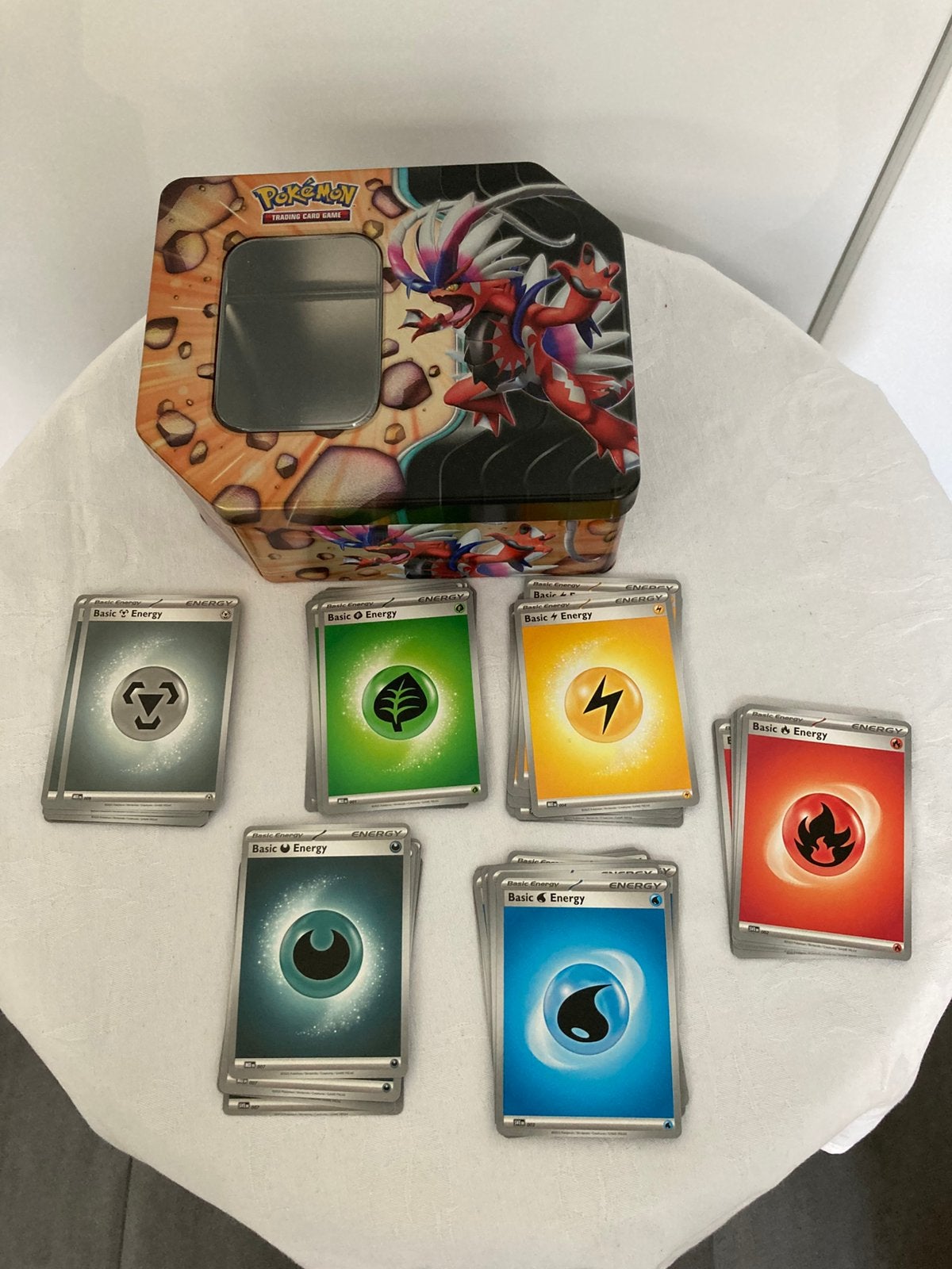 POKÉMON VERZAMELBLIK MET60 ENERGY CARDS, Ophalen of Verzenden, Zo goed als nieuw