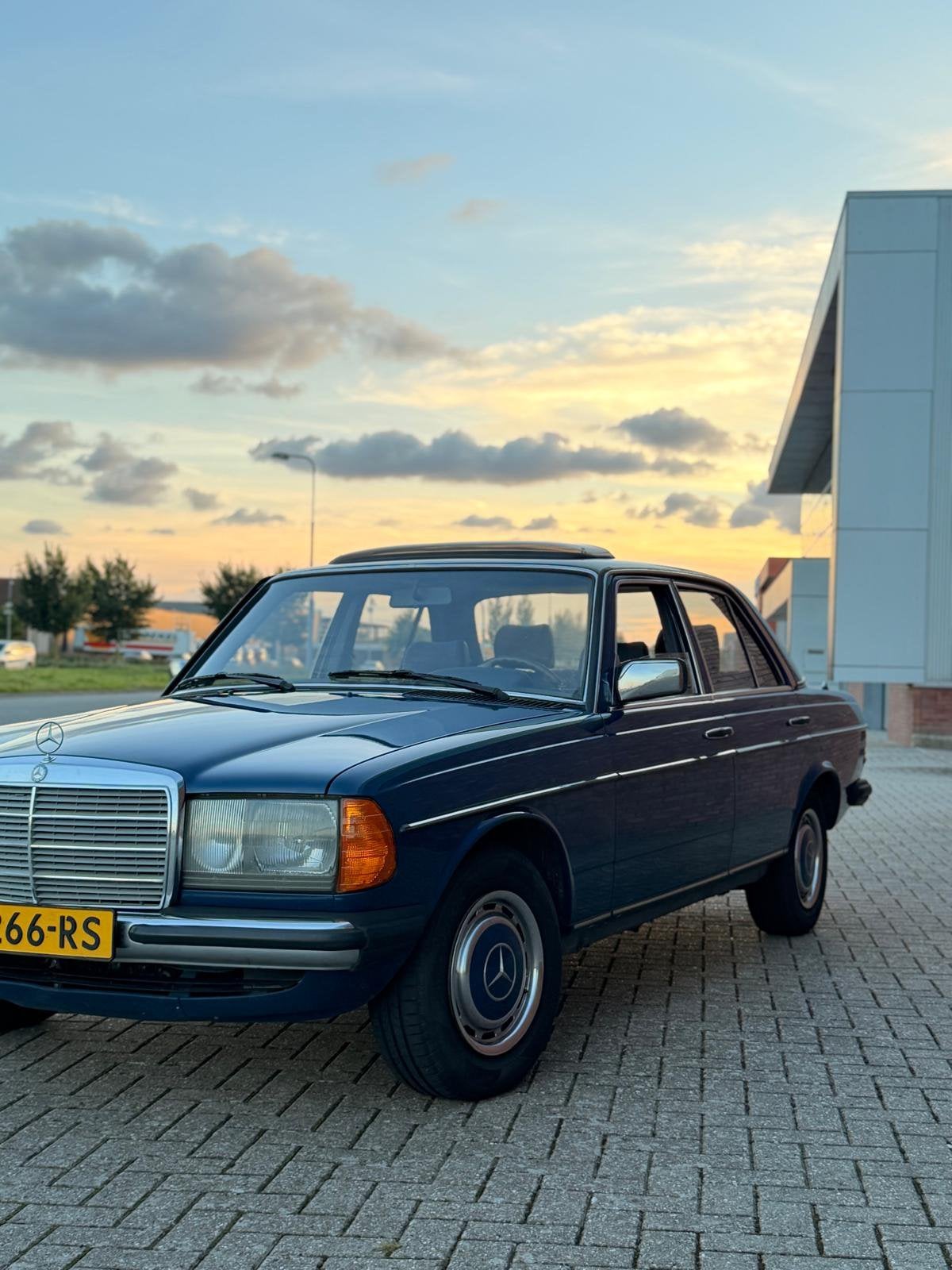 Mercedes-Benz Mercedes 1984, foto 4